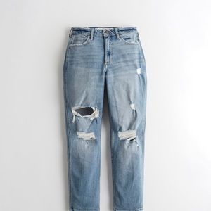 Curve high rise mom jeans from Hollister, 5L w27 L29